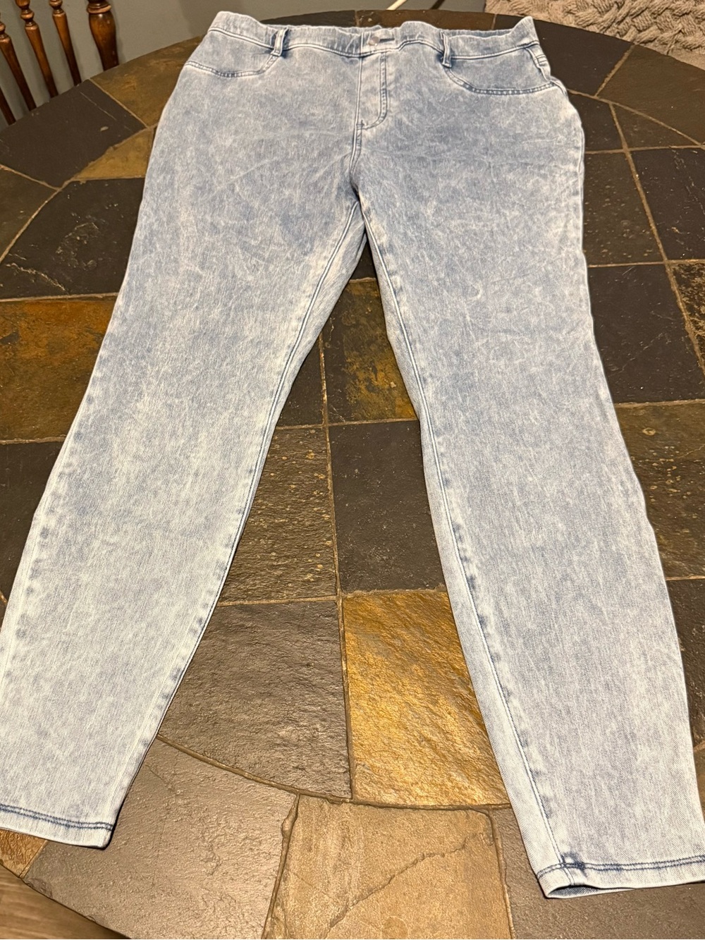Time and Tru Light Acid Wash Blue Jeggings
